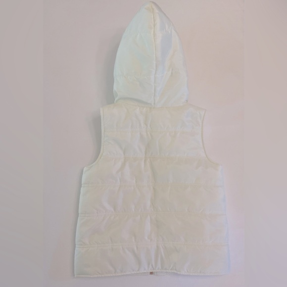 Girls White Puffy Vest with Faux Fur Hood Lining and Ball Zipper - Picture 3 of 4